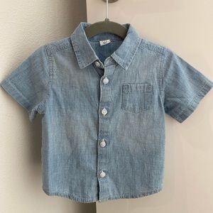 Chambray short sleeved button down